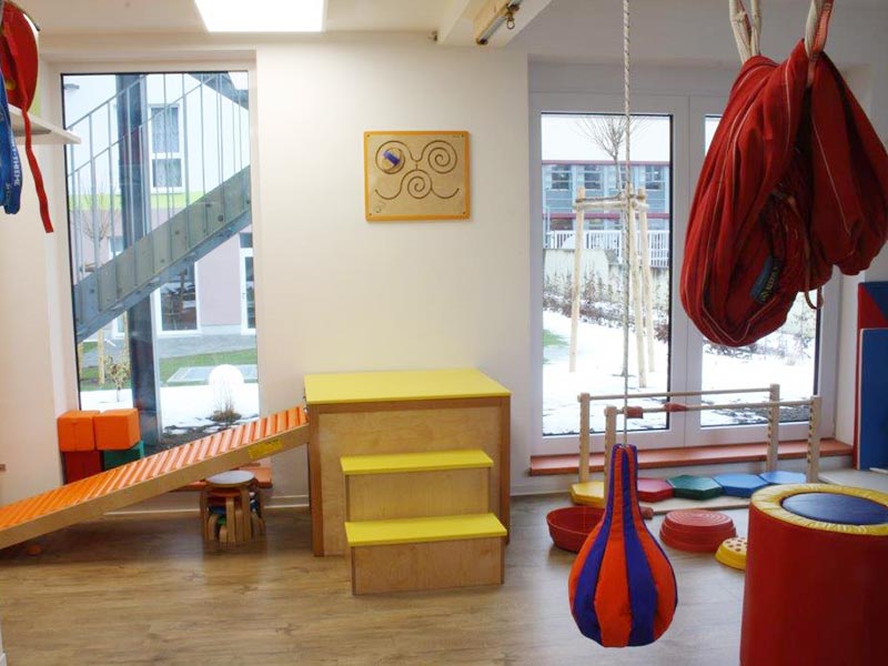 Kinderbehandlungsraum, Praxis Raum speziell für Physiotherapie mit Kindern